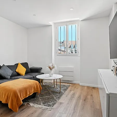 Apartment Cosy - Plein Centre De - Moderne - 15 Min De Paris