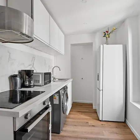 Sejour Cosy - Plein Centre De - Moderne - 15 Min De Paris Apartmán