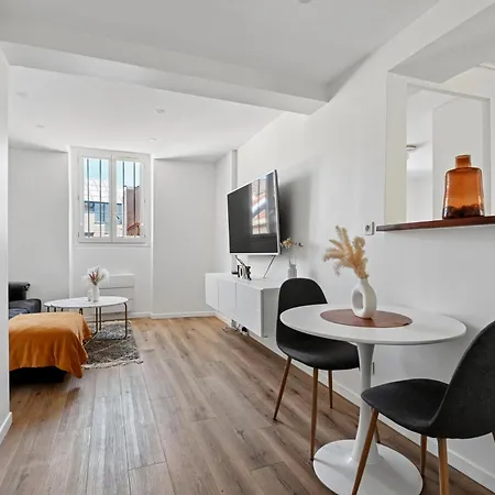 Cosy - Plein Centre De - Moderne - 15 Min De Paris Apartment *